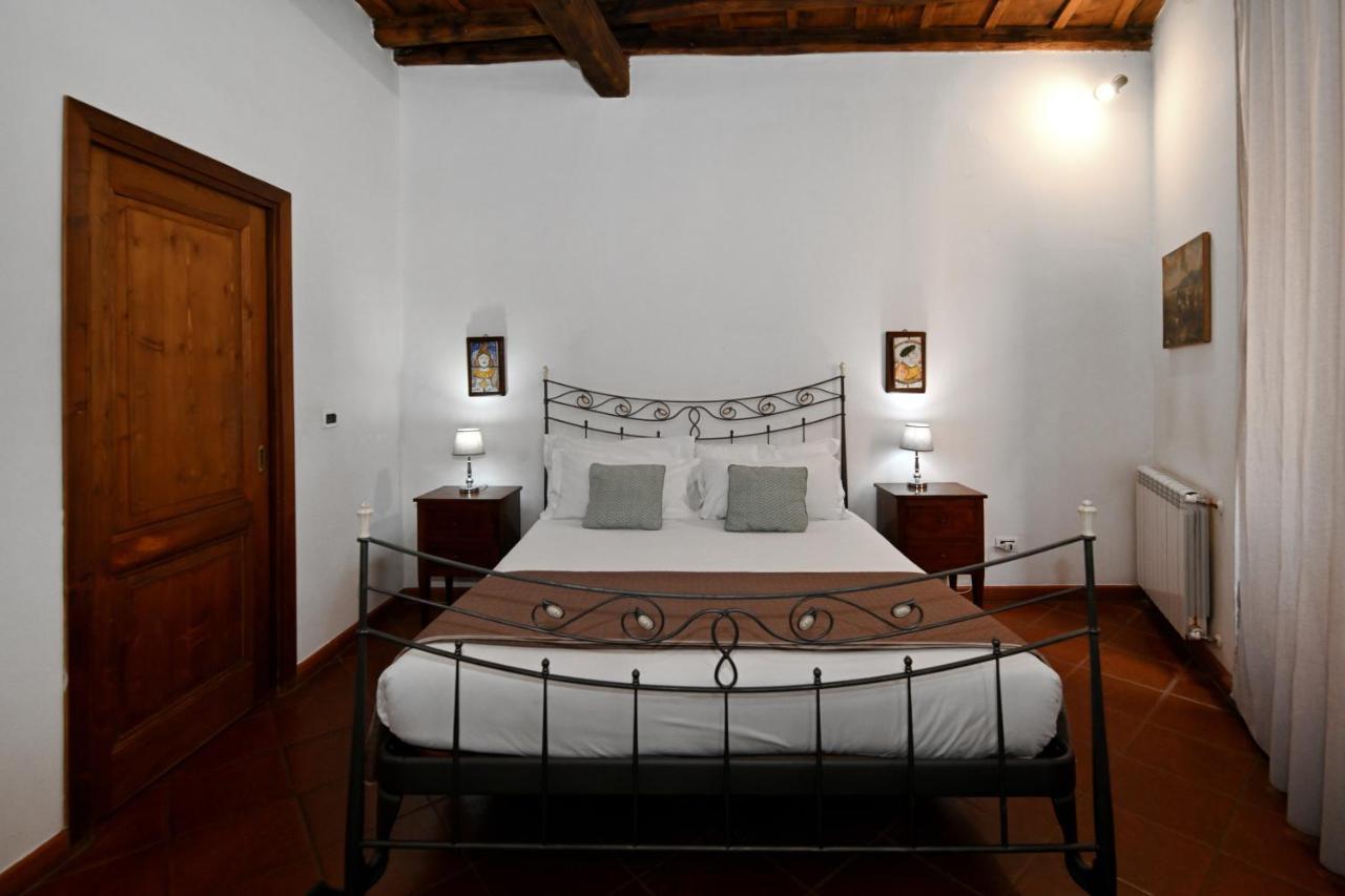 Vicolo Dell'aquila - Residenze Romanae * Roma