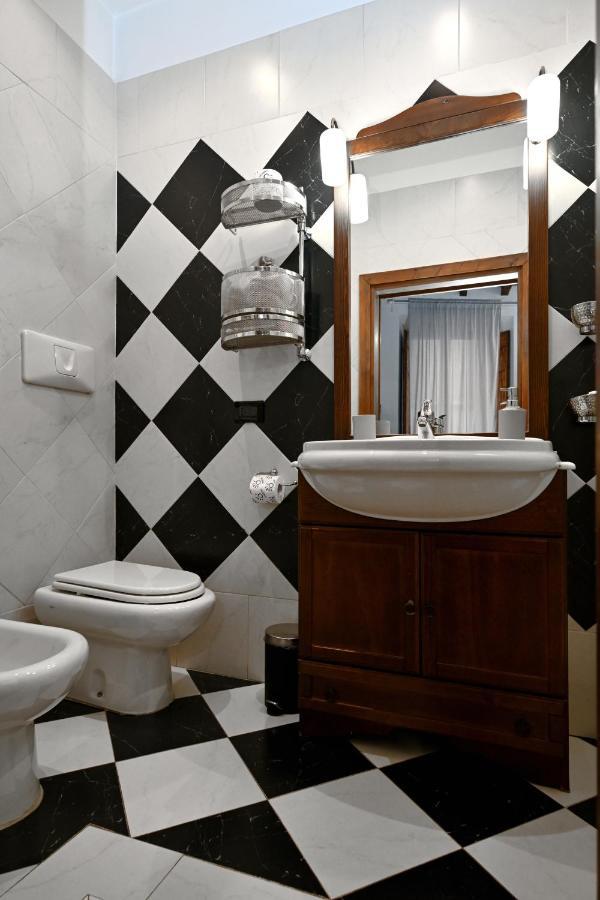 Guest house Vicolo Dell'aquila - Residenze Romanae Rome